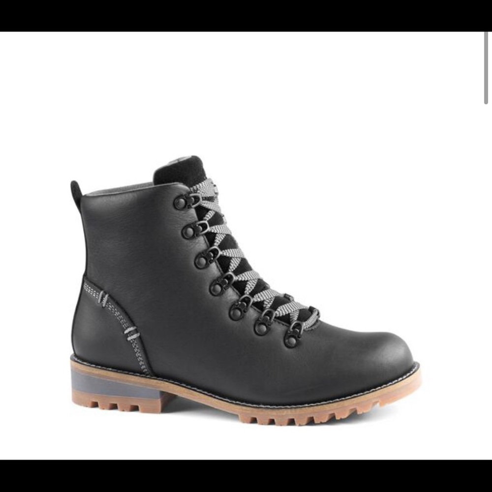 Women's Kodiak Fernie Waterproof Street Hiker Boot Size 6